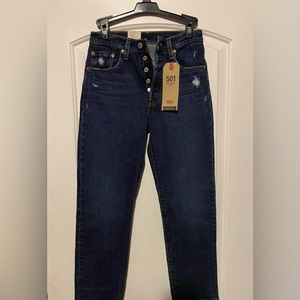 Levi’s Women’s 501 High-Rise Straight Cropped Jean